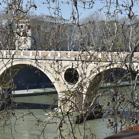 Trastevere St Ariabianca House *